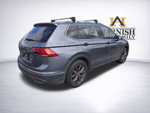 Used 2023 Volkswagen Tiguan SE w/ Panoramic Sunroof Package AWD/4WD image 7