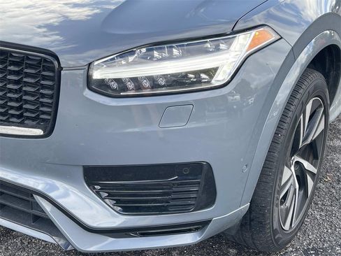Used 2023 Volvo XC90 T8 Plus image 9