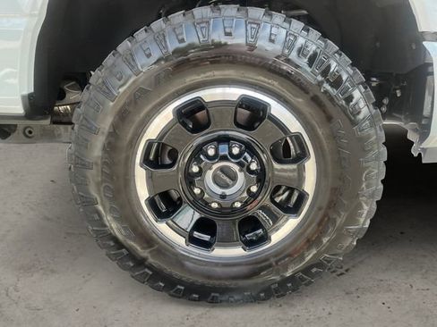 Used 2025 Ford F350 Platinum w/ Platinum Plus Package AWD/4WD image 14