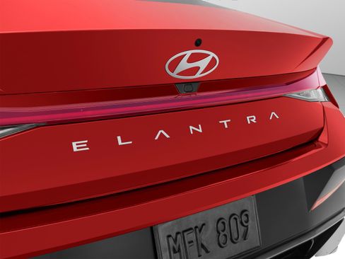 Certified 2024 Hyundai Elantra SEL FWD image 41