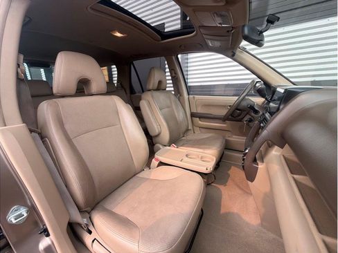 Used 2005 Honda CR-V EX image 19