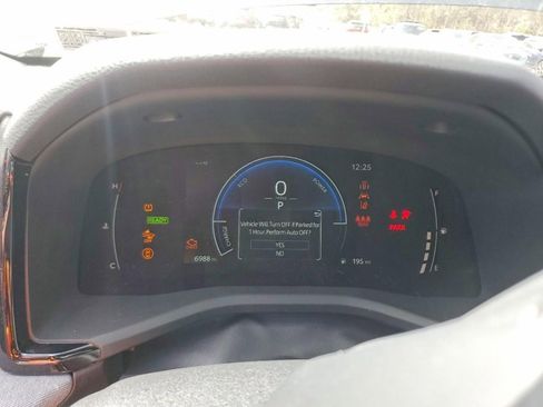 Used 2025 Toyota Camry LE FWD image 8
