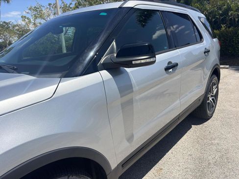 Used 2016 Ford Explorer Sport AWD/4WD image 12