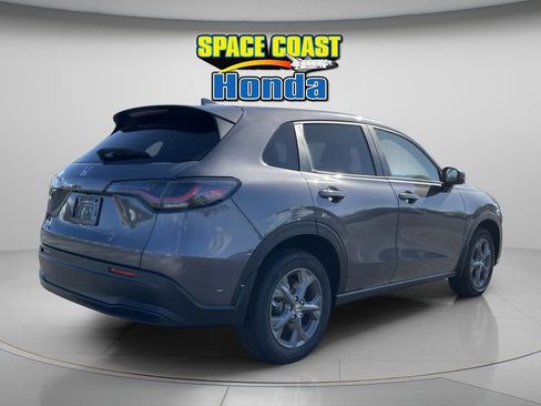 New 2026 Honda HR-V LX image 9