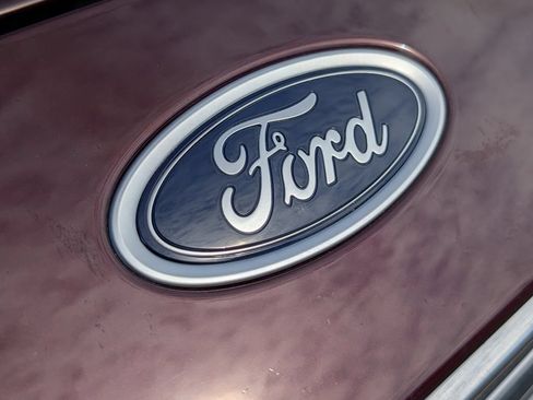 Used 2018 Ford Fusion Titanium FWD image 35