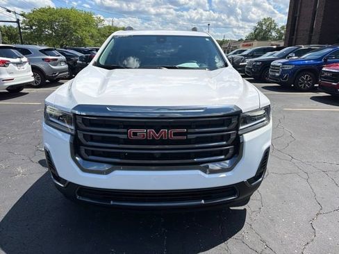Used 2023 GMC Acadia AT4 w/ Technology Package AWD/4WD image 2