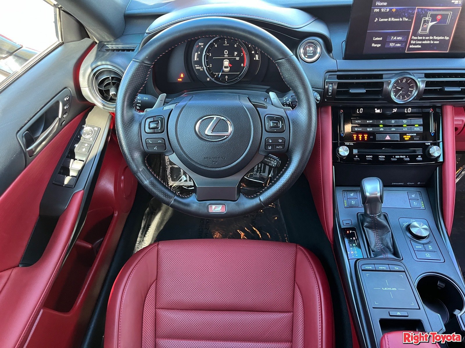 Used 2025 Lexus IS 350 F Sport RWD image 16