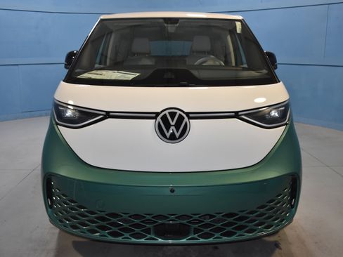 New 2025 Volkswagen ID. Buzz 1st Edition image 20