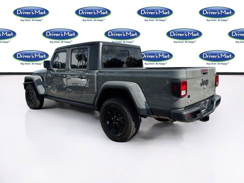 Used 2022 Jeep Gladiator Sport AWD/4WD image 5