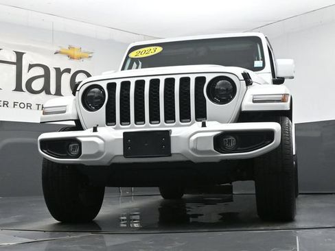 Used 2023 Jeep Gladiator Overland AWD/4WD image 54