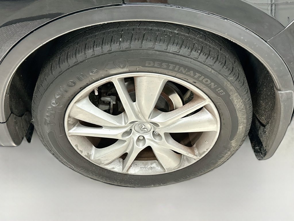 Used 2016 INFINITI QX70 2WD w/ Premium Package image 34