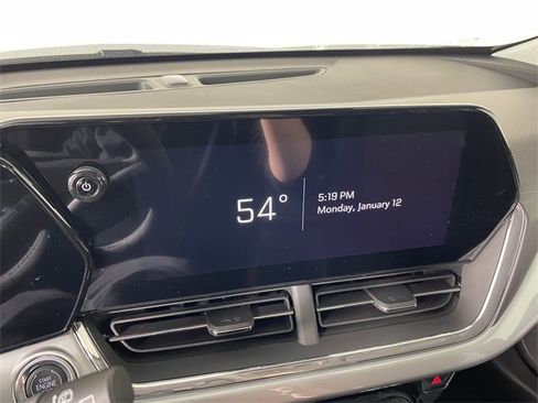 New 2026 Chevrolet Trax LT w/ LT Convenience Package image 5