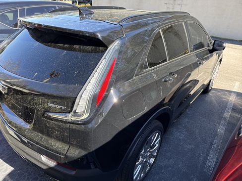 Used 2020 Cadillac XT4 Sport image 3