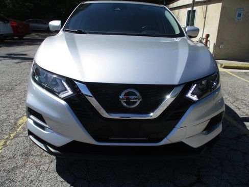 Used 2021 Nissan Rogue Sport S image 23