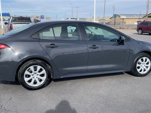 Used 2024 Toyota Corolla LE image 2