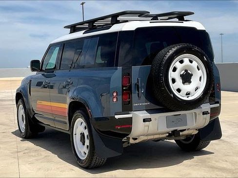 New 2025 Land Rover Defender 110 S image 3