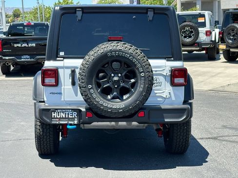 Used 2023 Jeep Wrangler Unlimited w/ 8.4" Radio Group AWD/4WD image 6