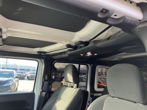 Certified 2021 Jeep Wrangler Unlimited Sport image 13