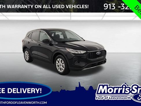 Used 2023 Ford Escape Active w/ Tech Pack #2 AWD/4WD image 1