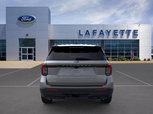 New 2026 Ford Explorer Active image 5