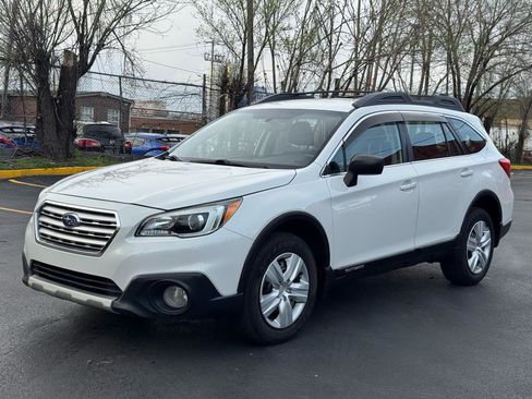 Used 2015 Subaru Outback 2.5i image 4