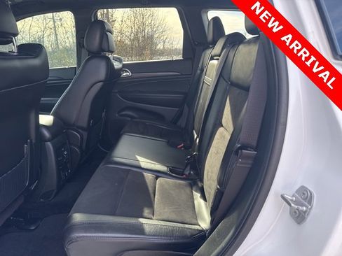 Used 2022 Jeep Grand Cherokee Laredo X image 8