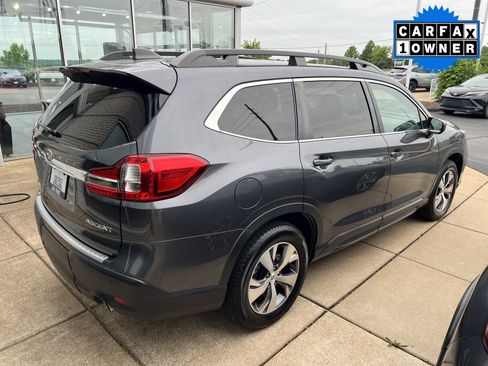 Used 2021 Subaru Ascent Premium w/ Convenience Package AWD/4WD image 4