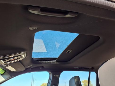 New 2025 Jeep Grand Cherokee Altitude w/ Trailer Tow Package image 19