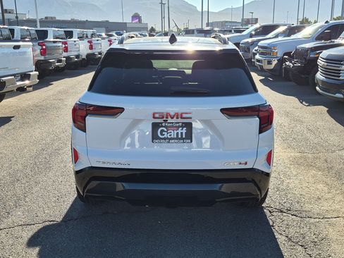 Used 2026 GMC Terrain AT4 w/ Convenience Package III AWD/4WD image 4