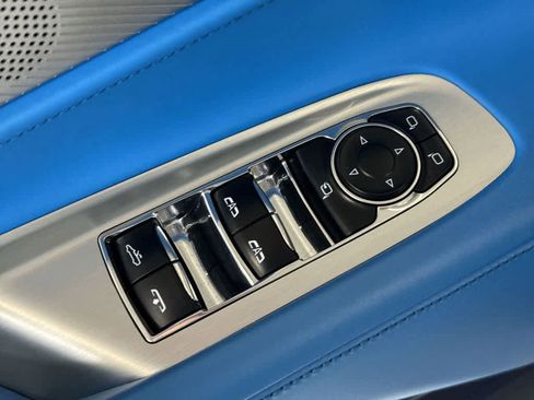 Used 2023 Chevrolet Corvette Stingray Premium Conv w/ Z51 Performance Package RWD image 28