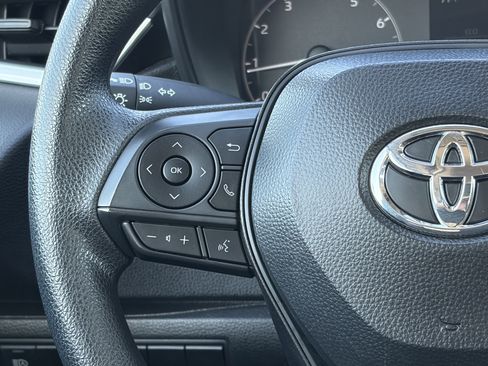 Certified 2025 Toyota Corolla LE FWD image 17
