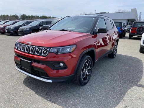 Certified 2025 Jeep Compass Limited AWD/4WD image 8