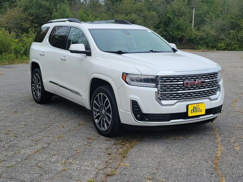 Used 2020 GMC Acadia Denali w/ Trailering Package AWD/4WD image 3