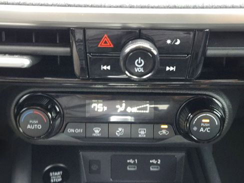 Certified 2026 Nissan Kicks SV image 16