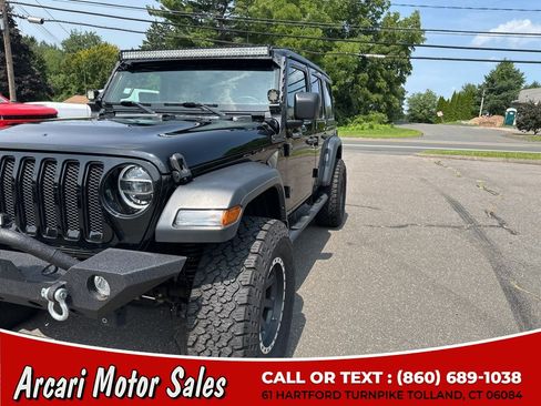 Used 2022 Jeep Wrangler Unlimited Sport AWD/4WD image 9
