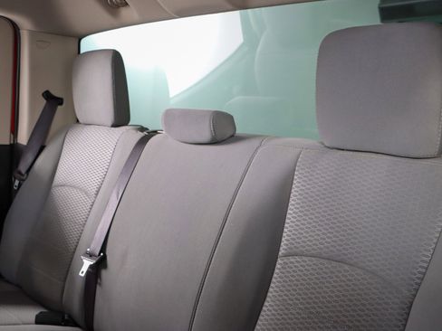 Used 2014 RAM 1500 Express image 26