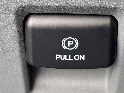 Used 2023 Ford F150 XLT w/ XTR Package image 23