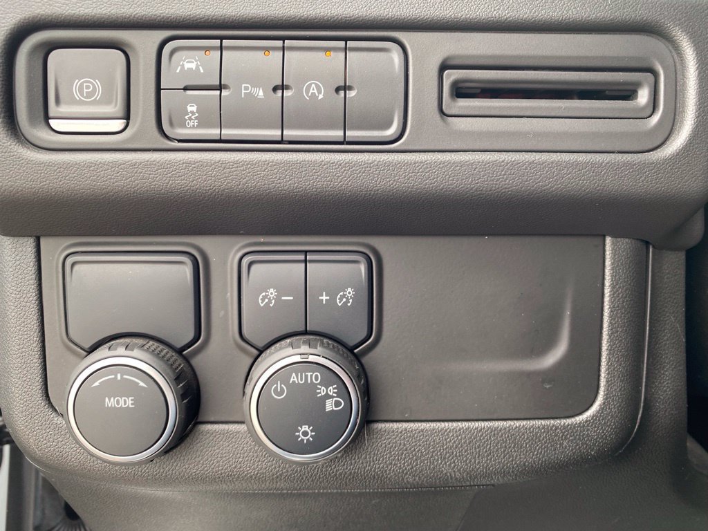 Used 2023 Chevrolet Tahoe LT RWD image 29