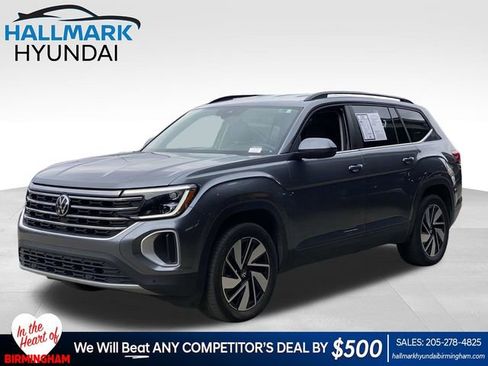 Used 2025 Volkswagen Atlas SE image 1