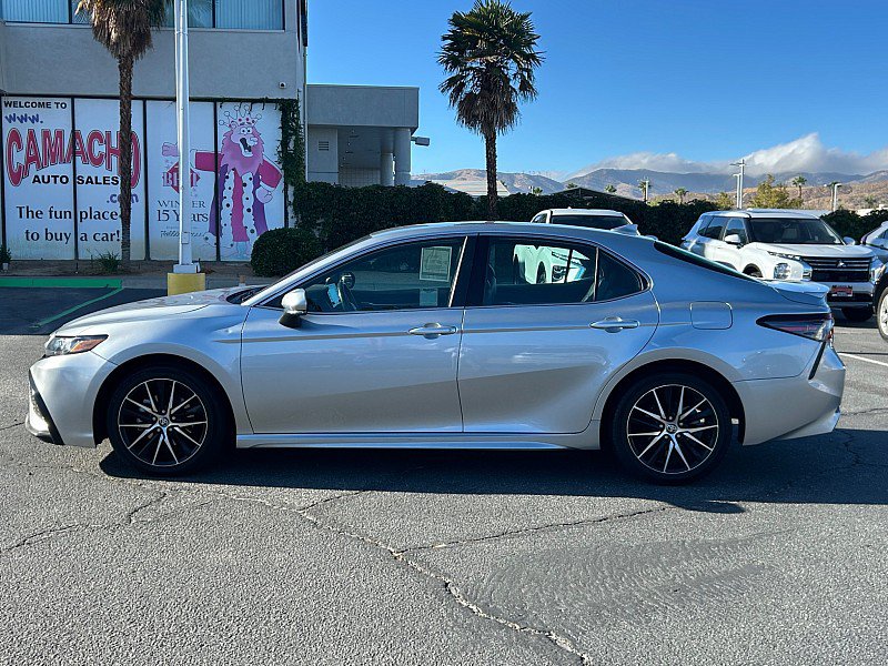Used 2023 Toyota Camry SE FWD image 13