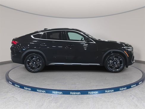 Used 2021 BMW X6 sDrive40i w/ Convenience Package image 5