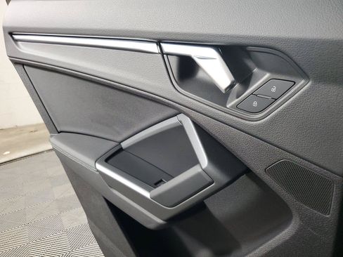 Used 2020 Audi Q3 2.0T Prestige w/ Prestige Package AWD/4WD image 16