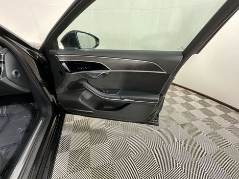 Used 2019 Audi A8 L 3.0T w/ Executive Package image 22