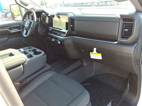 New 2026 GMC Sierra 2500 SLE w/ SLE Value Package; image 28