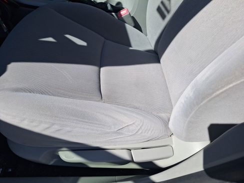 Used 2012 Toyota Corolla LE image 13