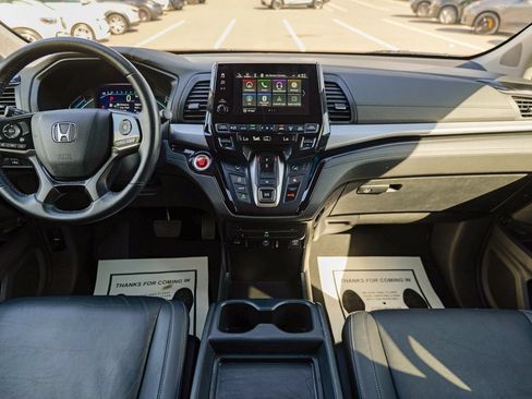Used 2023 Honda Odyssey Touring image 39