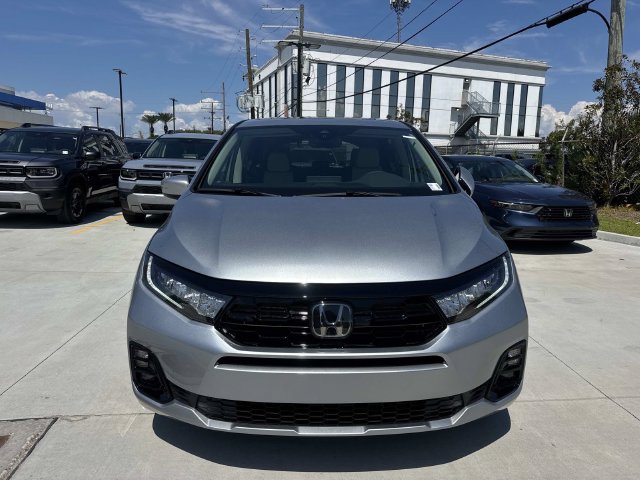 New 2027 Honda Odyssey Elite image 2