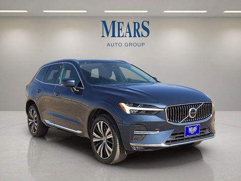 Used 2023 Volvo XC60 B6 Ultimate w/ Climate Package image 8