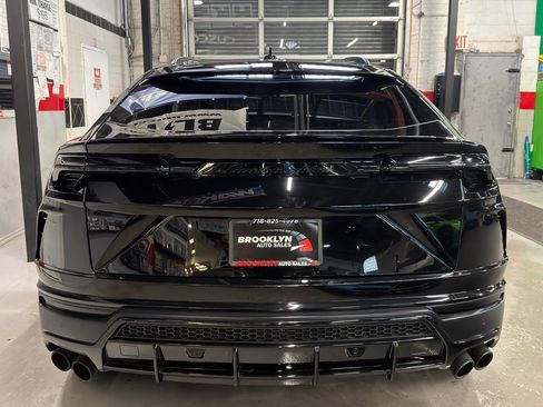 Used 2019 Lamborghini Urus image 7