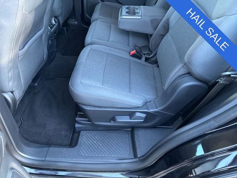 Used 2025 Ford Explorer Active AWD/4WD image 37